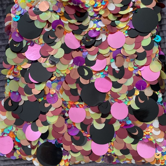 Beautiful multi sequin top. - Picture 5 of 5